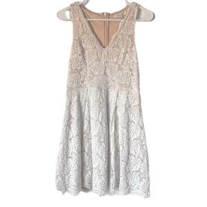 Francesca’s White Lace Mini Dress Size Small